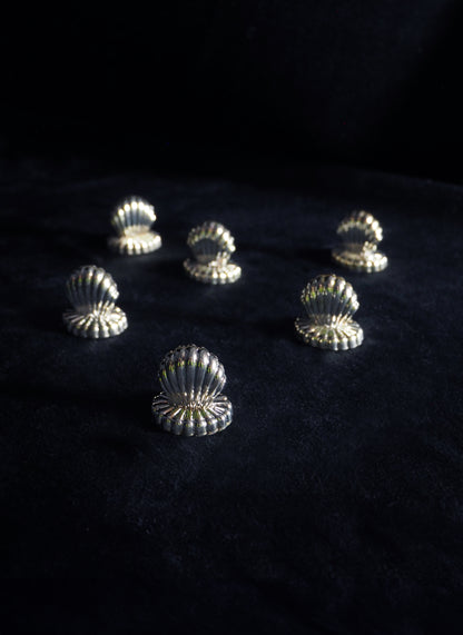 SILVER-PLATED SHELL PLACE HOLDERS