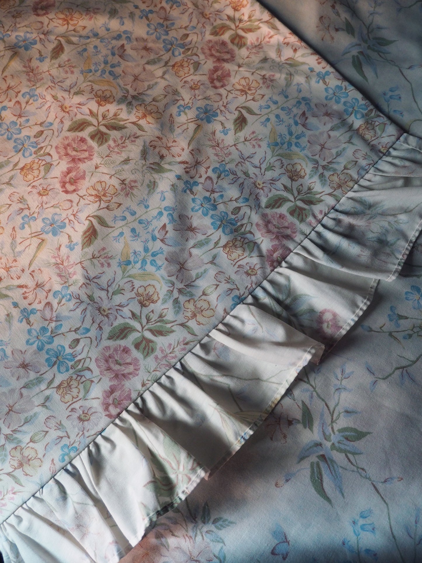 FLORAL FRILL DUVET SET